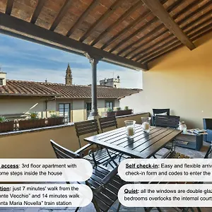 Buonarroti Big With Terrace In Oltrarno Florence